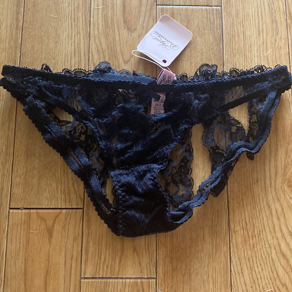 New Agent Provocateur Cutout Black Lace Panties Lingerie 2